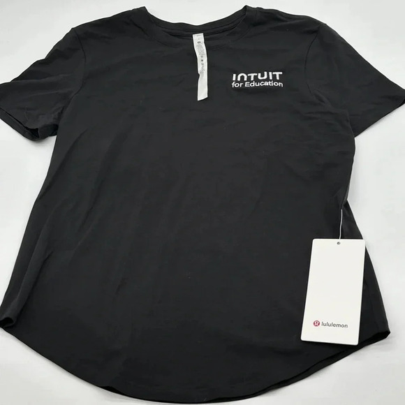 lululemon Love Curved-Hem Crewneck T-Shirt Black Size 4. LW3EYDS. (NWT) - Picture 1 of 8